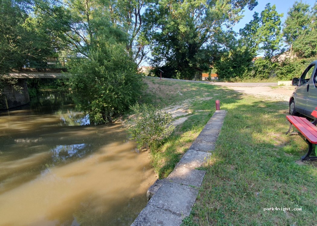 (79210) Saint-Hilaire-la-Palud - 6 Chemin du Grand Port — foto 4