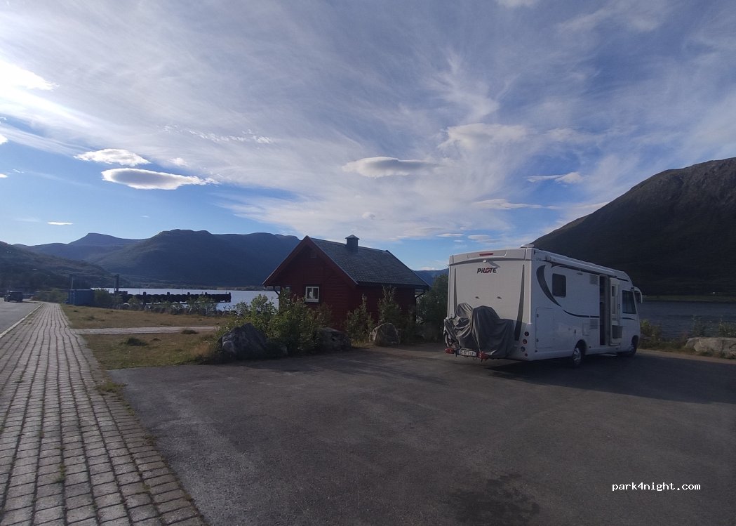 (9475) Borkenes - 86 Rv83 — foto