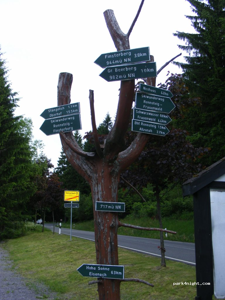 (98711) Schmiedefeld am Rennsteig - 21 Ilmenauer Straße — foto