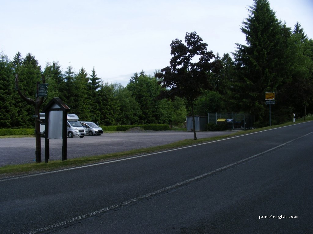 (98711) Schmiedefeld am Rennsteig - 21 Ilmenauer Straße — foto 2