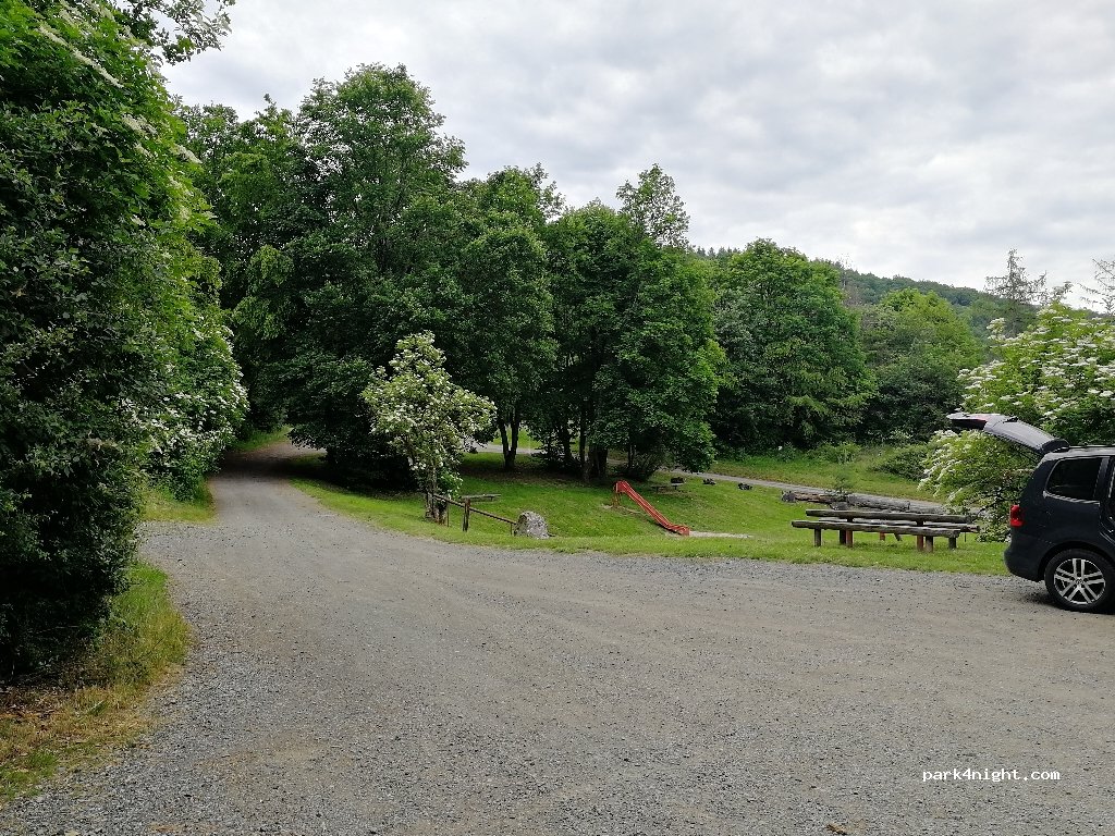 (35687) Dillenburg - Unnamed Road — foto 2