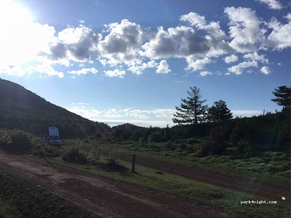 (22809) Loarre - — foto