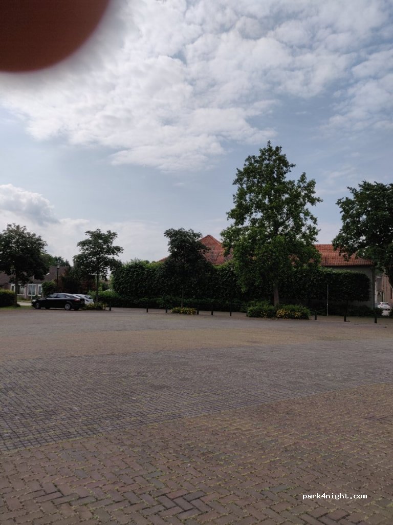 (6116 BT) Roosteren - 15 Maasheuvel — foto 2