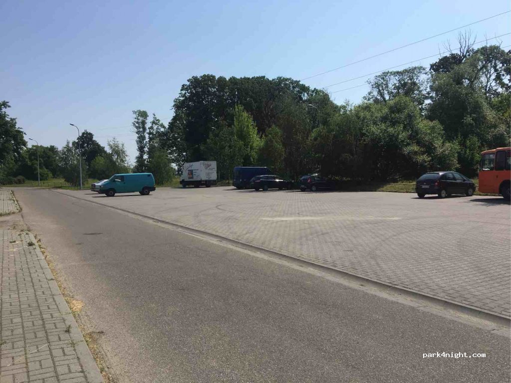 (99-120) Piątek - 10A Senatorska — foto 2
