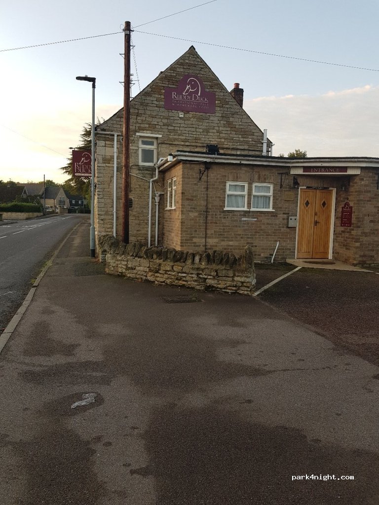 (PE6 7NQ) Peakirk - 12 St. Pegas Road — foto