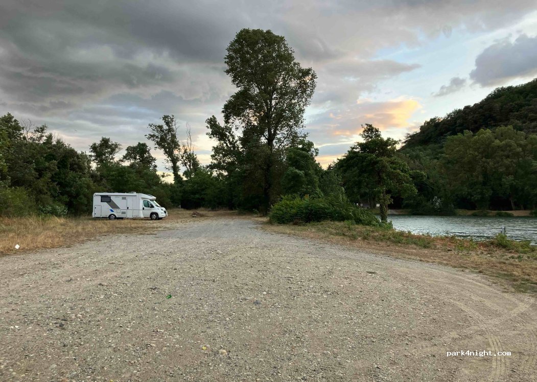 (07800) Saint-Georges-les-Bains - D86 — foto 4
