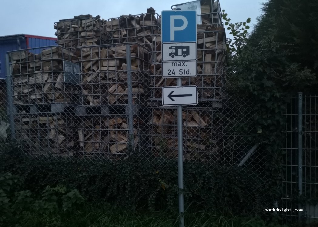 Wohnmobilstellplatz Rheinzabern — foto