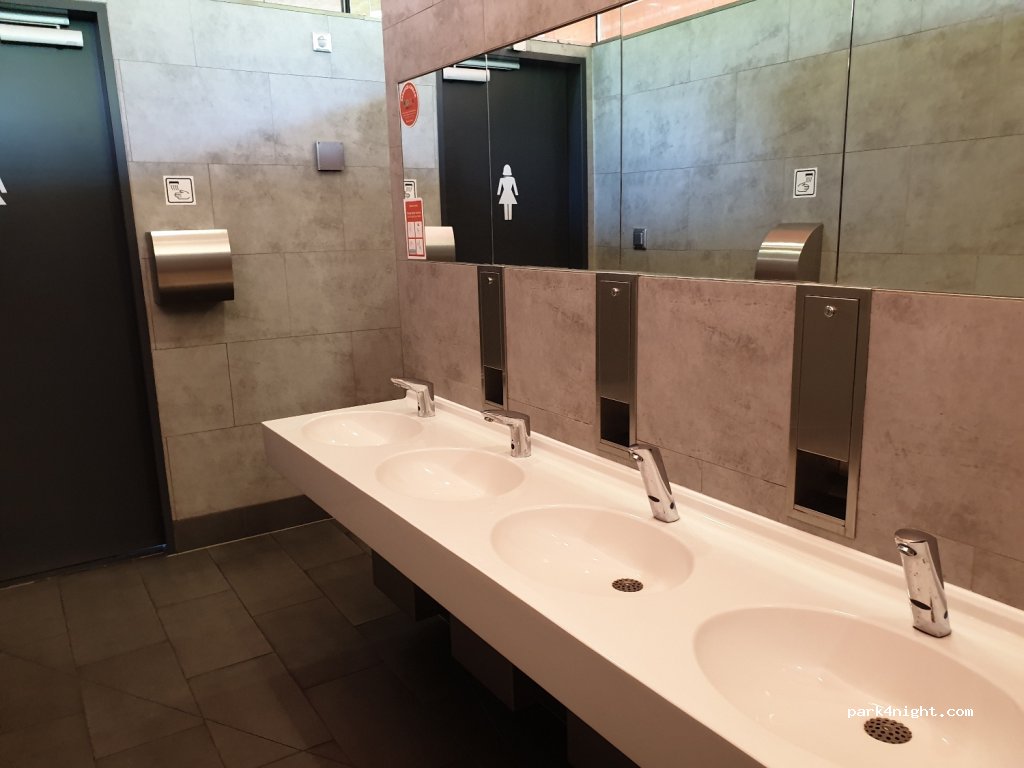 (2700) Wiener Neustadt - — foto 2