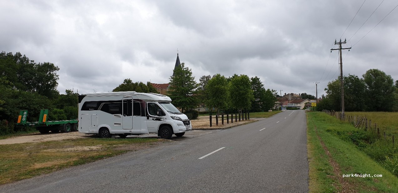 (01560) Saint-Julien-sur-Reyssouze - 100 Route de Saint-Jean — foto