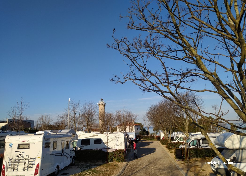 CAMPSITE LIGHTHOUSE — foto 3