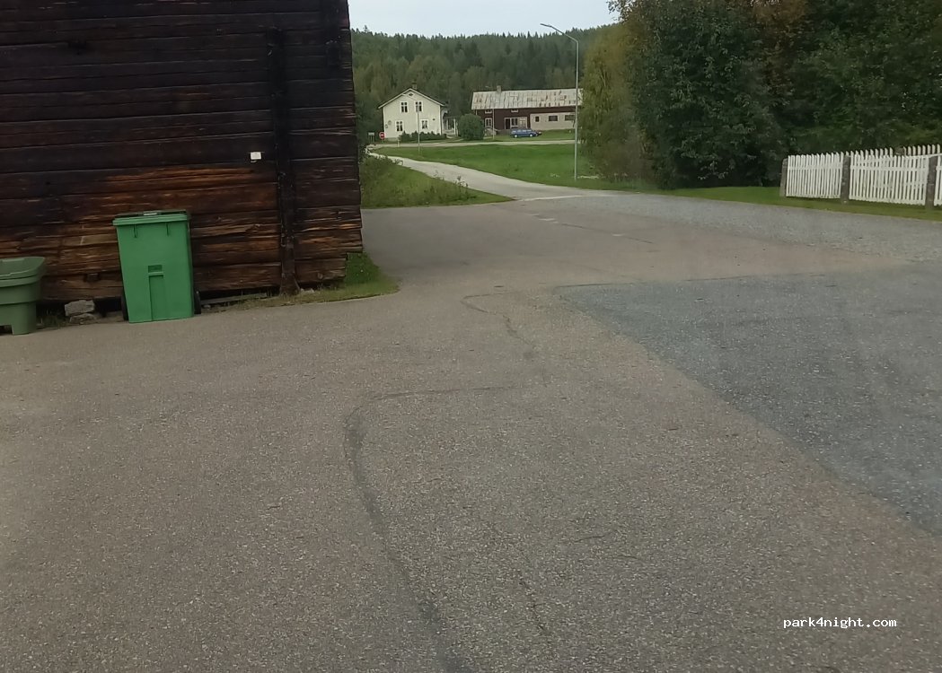 (840 90) Överhogdal - — foto 2