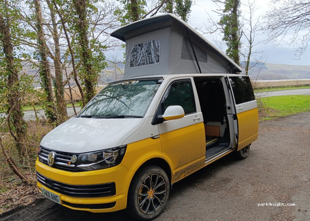 (LL42 1TG) Barmouth - — foto