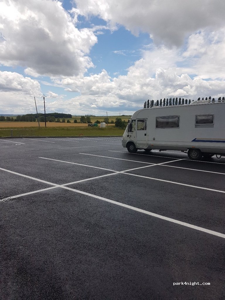(89210) Bellechaume - 17 Rue Jean Moulin — foto