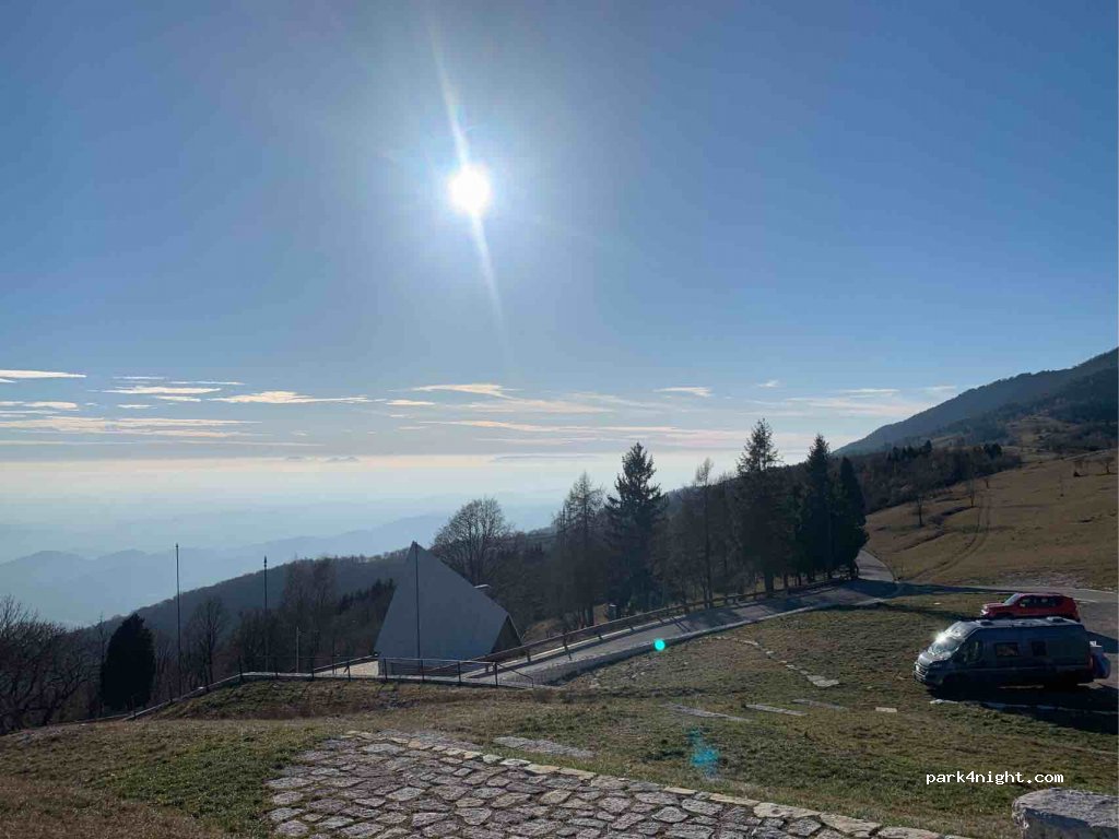 (31034) Cavaso del Tomba - Via Monfenera — foto