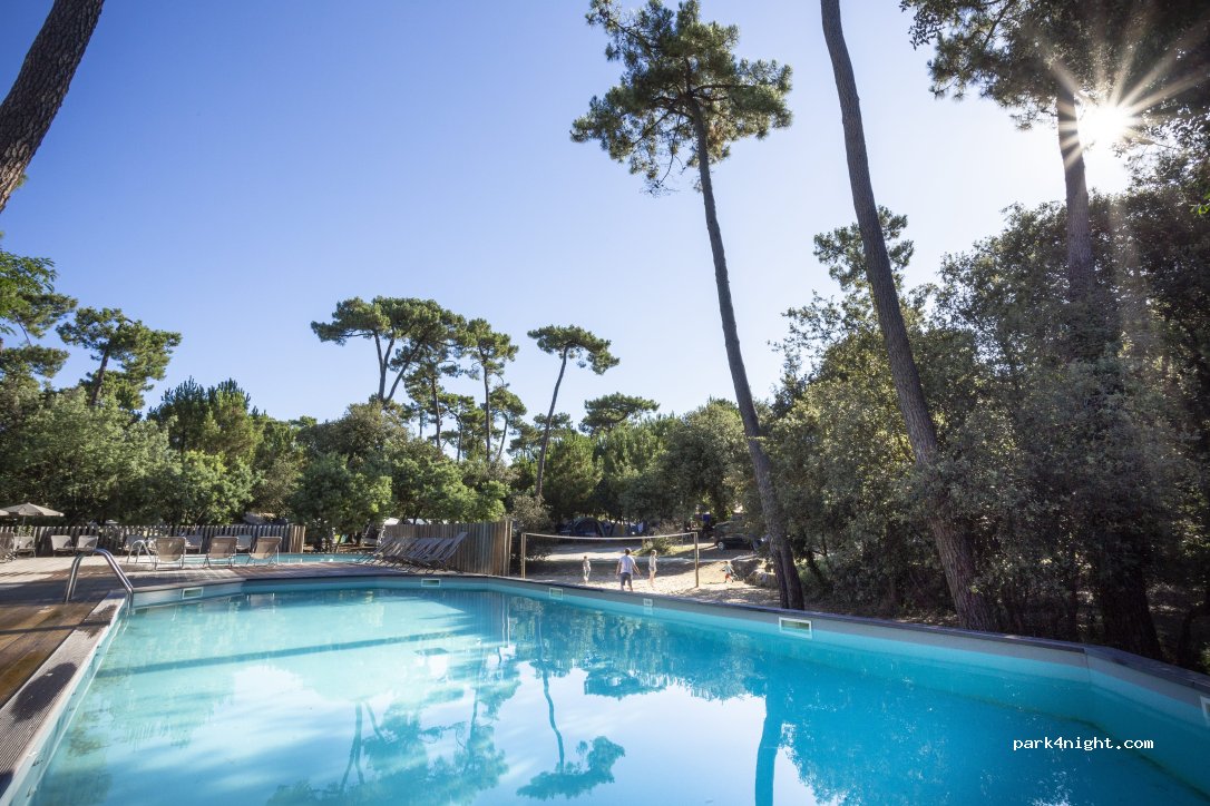 Camping Huttopia Oléron - Les Pins — foto 4