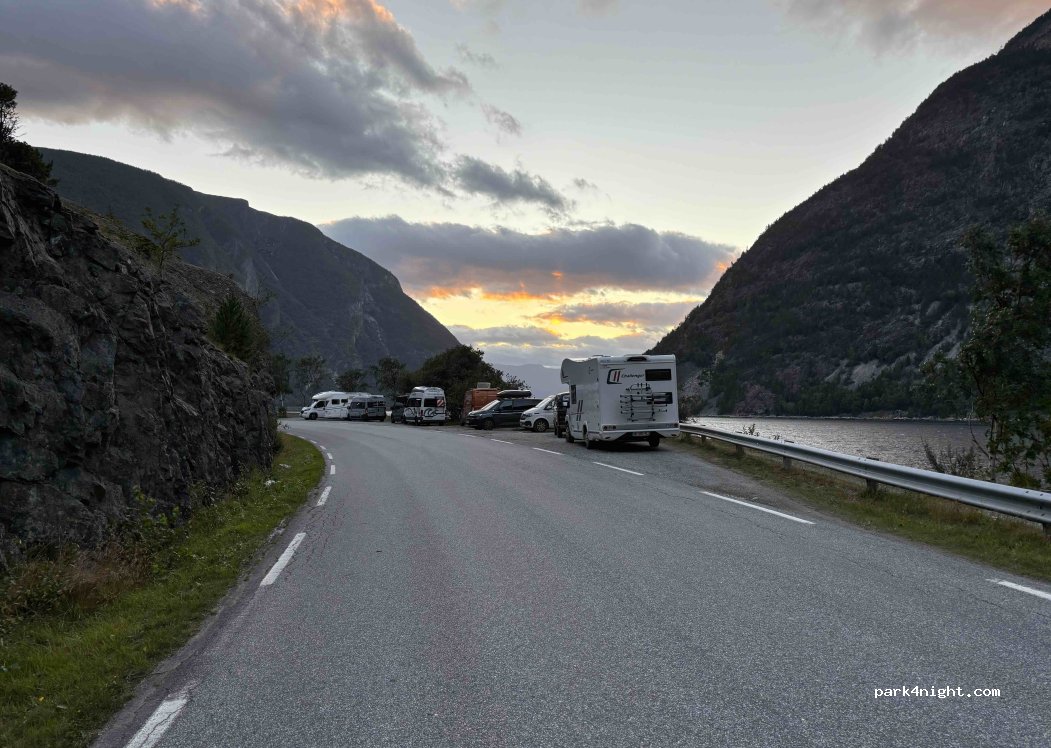 (6887) Lærdal - 9 Sekundær Fylkesveg 243 — foto 5