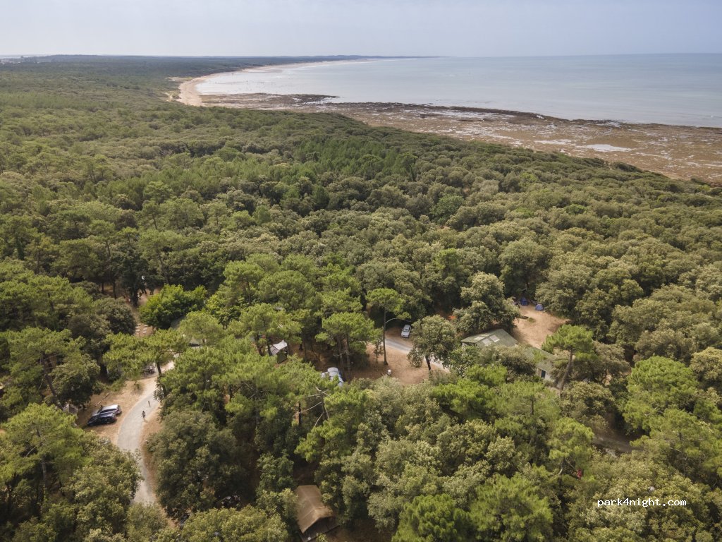 Camping Huttopia Oléron - Les Chênes Verts — foto 2