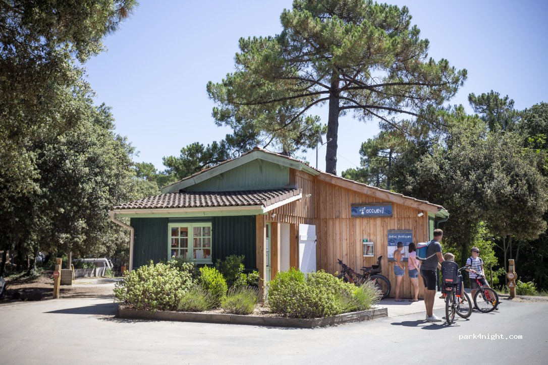 Camping Huttopia Oléron - Les Chênes Verts — foto 3