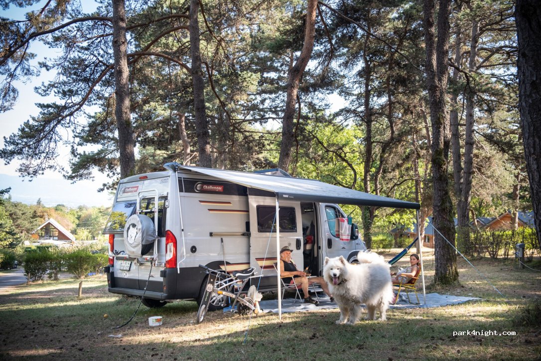 Camping Huttopia Divonne Les Bains — foto 4