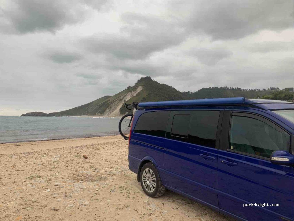 (33594) Naves de Llanes - Playa de San Antolín — foto 2