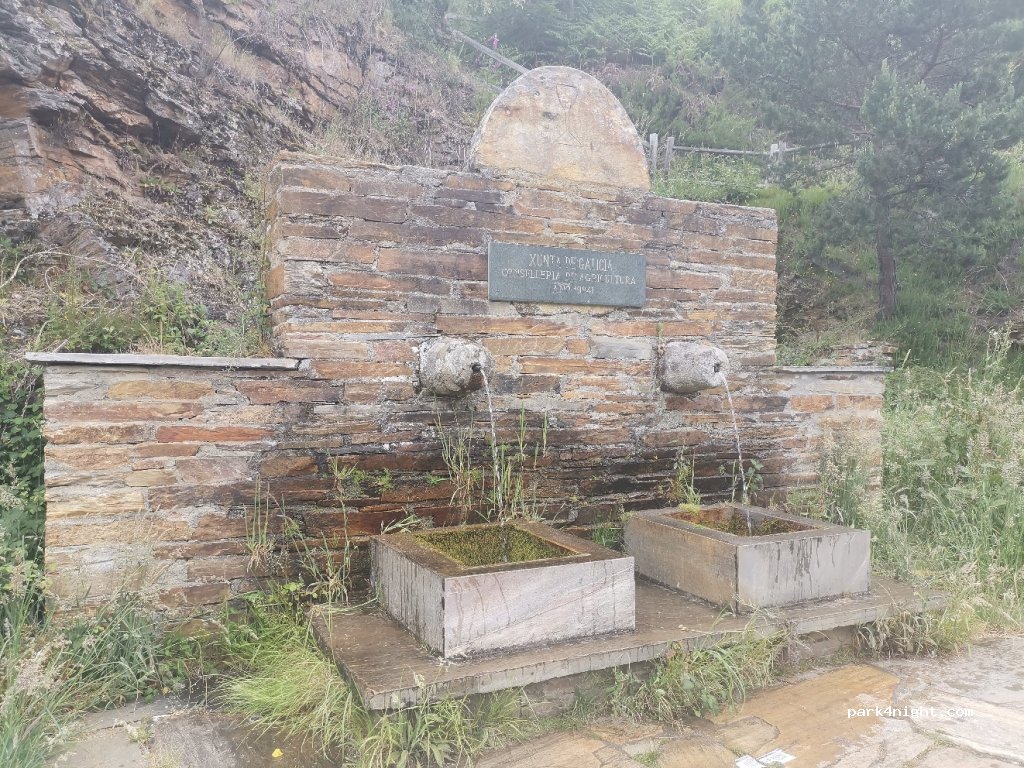 (27339) A Pobra do Brollón - Unnamed Road — foto