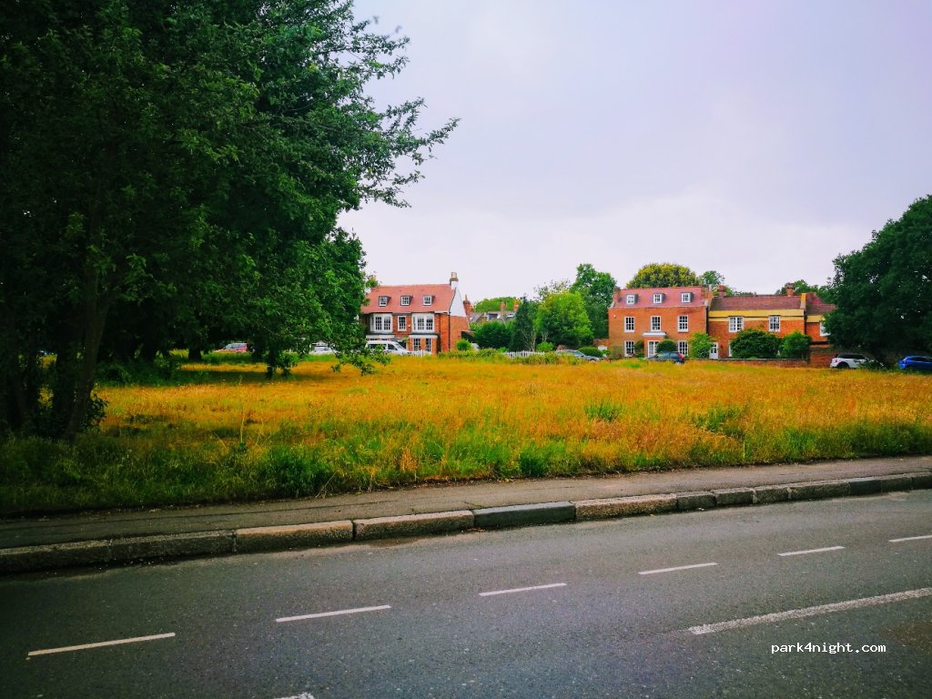 (BR7) Chislehurst - Watt's Lane — foto 2