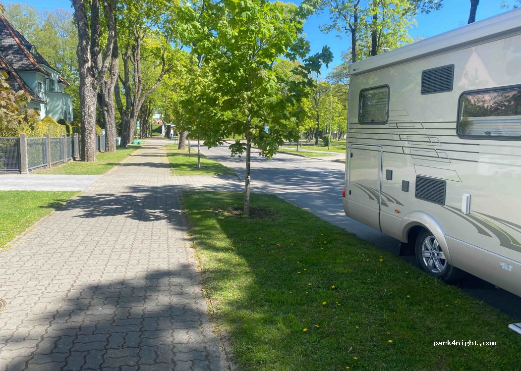 (80012) Pärnu - 1 Mere puiestee — foto 2