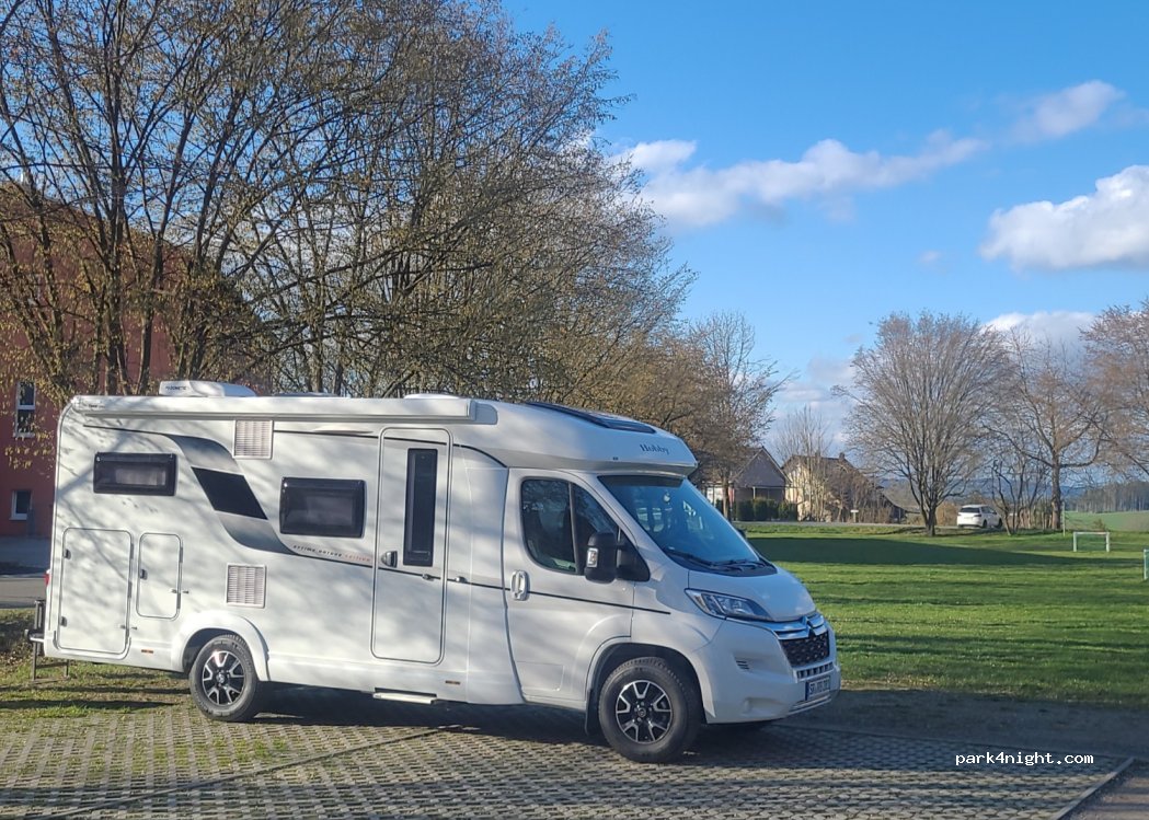 (92445) Neukirchen-Balbini - 8 Am Zengerweiher — foto 4