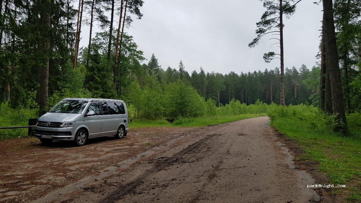 (11-130) Krosno - Unnamed Road — foto