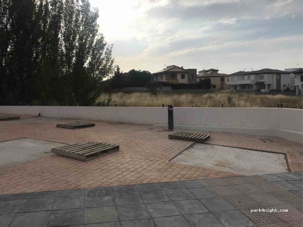 (18140) La Zubia - 42 Calle Miguel de Unamuno — foto 2