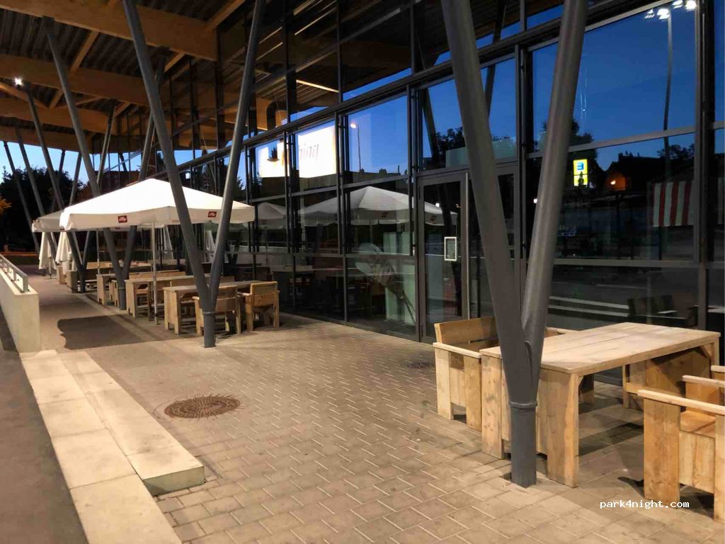 (99092) Erfurt - 1 Beim Bunten Mantel — foto 3