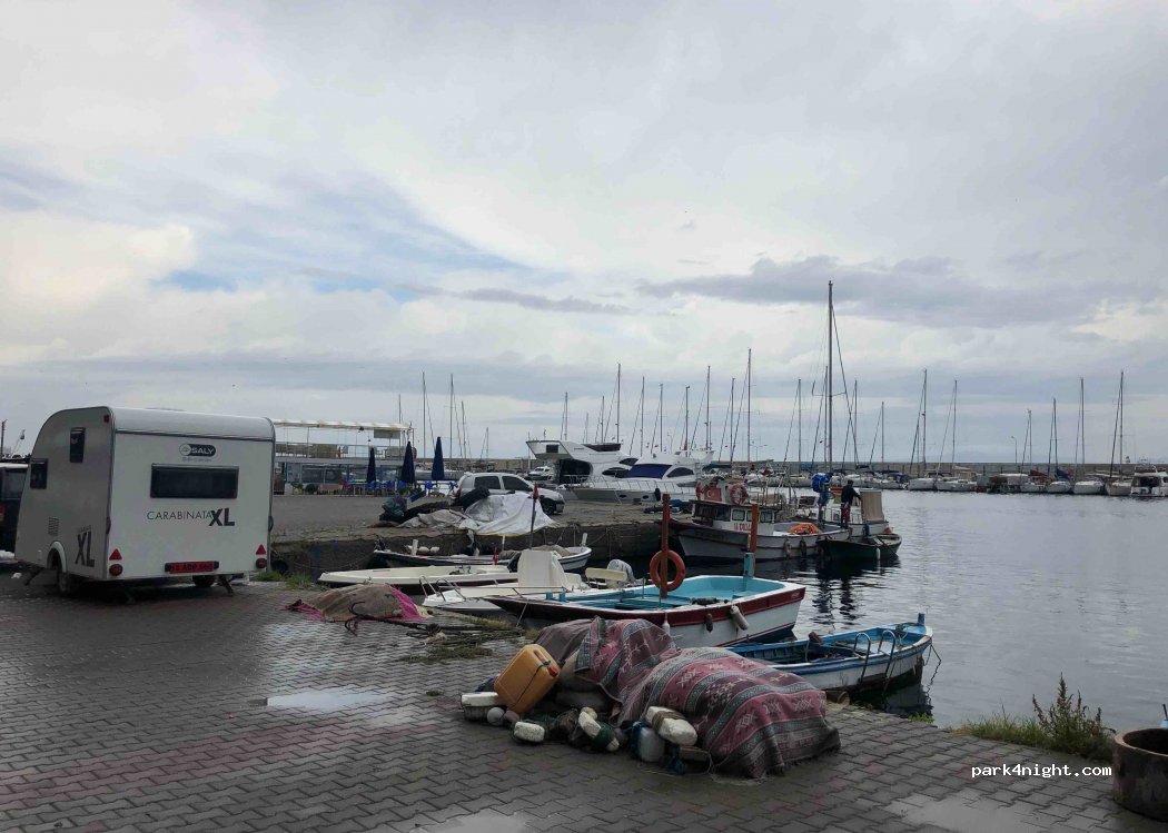 (16960) Zeytinbağı - 78 Mudanya Caddesi — foto