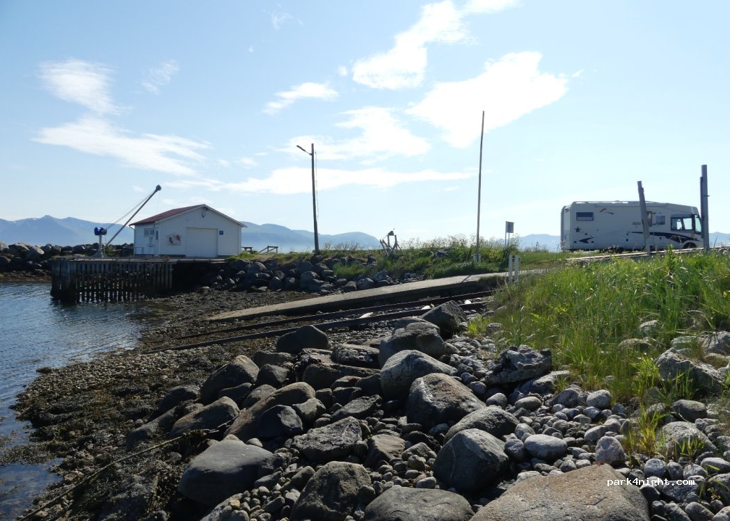 (8484) Risøyhamn - Unnamed Road — foto 2