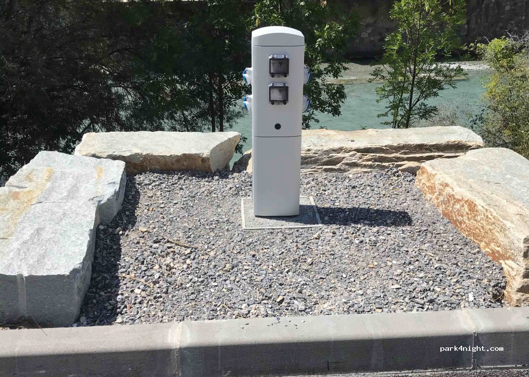 Aire de L'Argentière-la-Bessée — foto 3