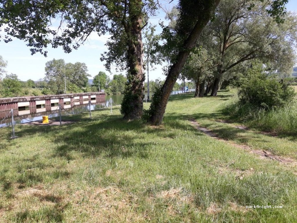 (54700) Blénod-lès-Pont-à-Mousson - Unnamed Road — foto