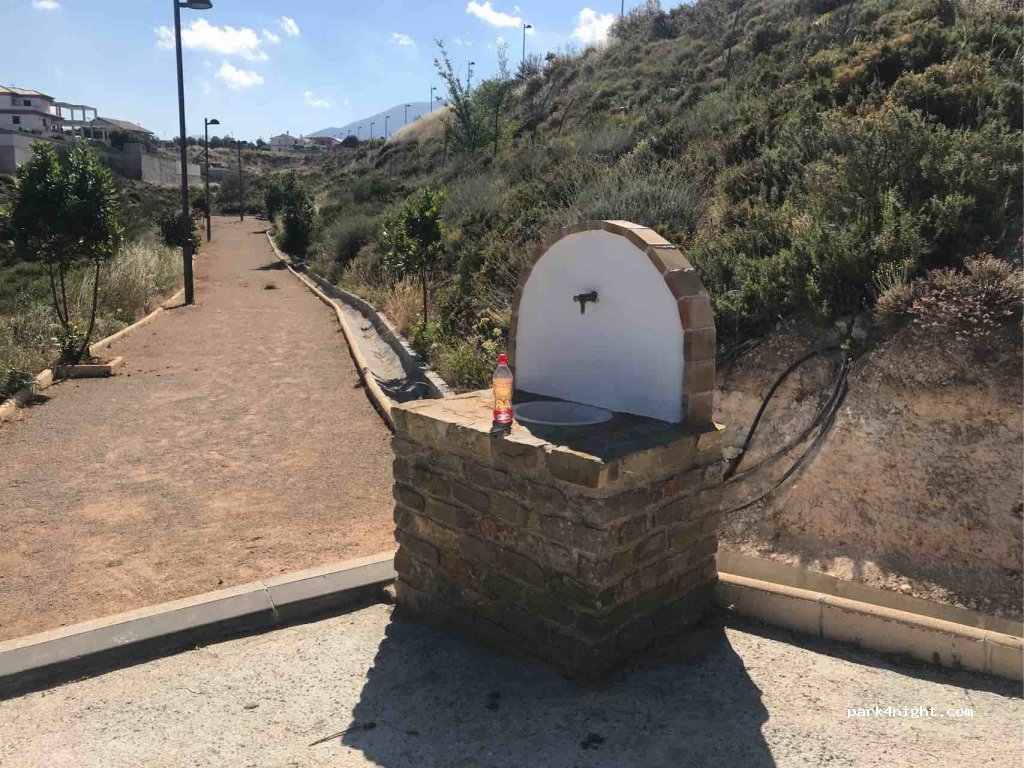 (18140) La Zubia - 16 Calle Cenes de la Vega — foto