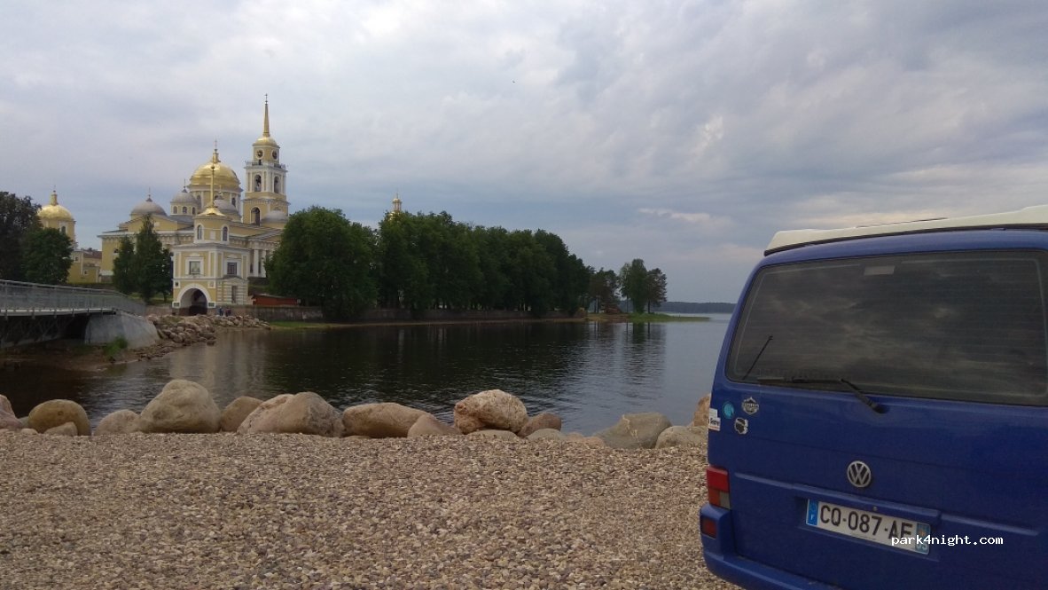 (172757) Svetlitsa - Unnamed road / Sobor Bogoyavleniya Gospodnya — foto