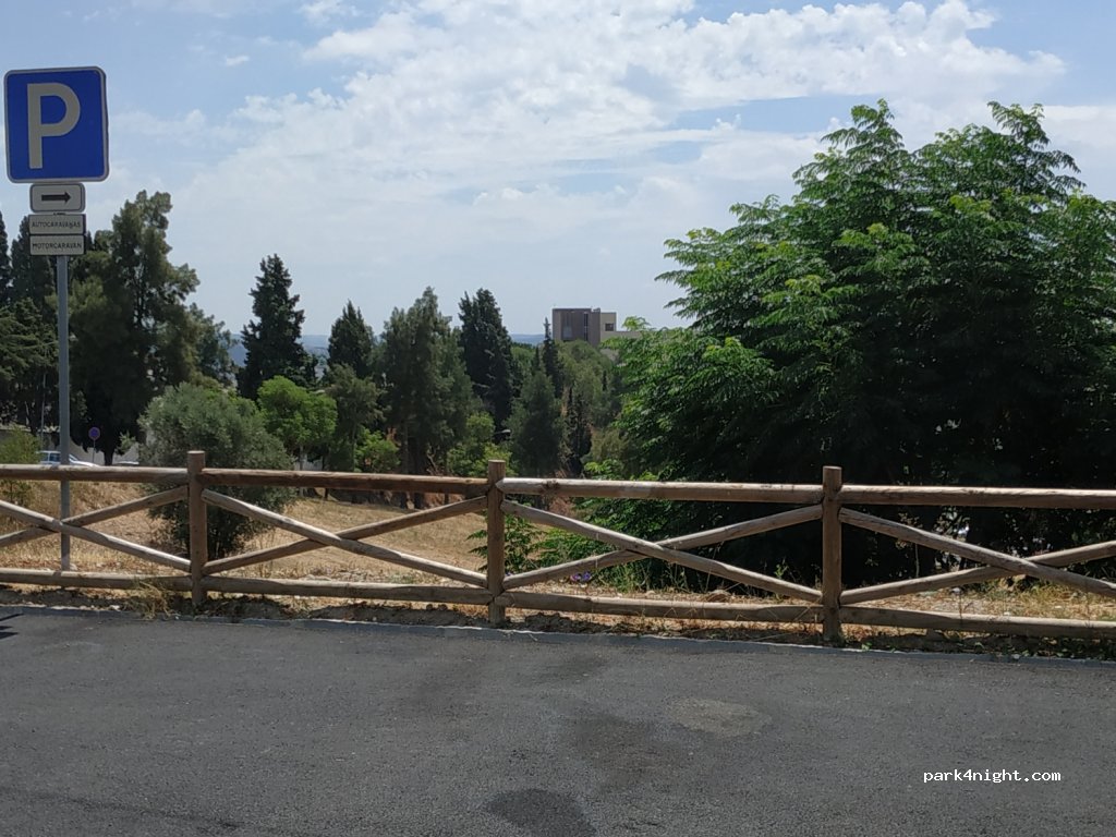 (2200-201) Abrantes - Esplanada 1 de Maio — foto 3