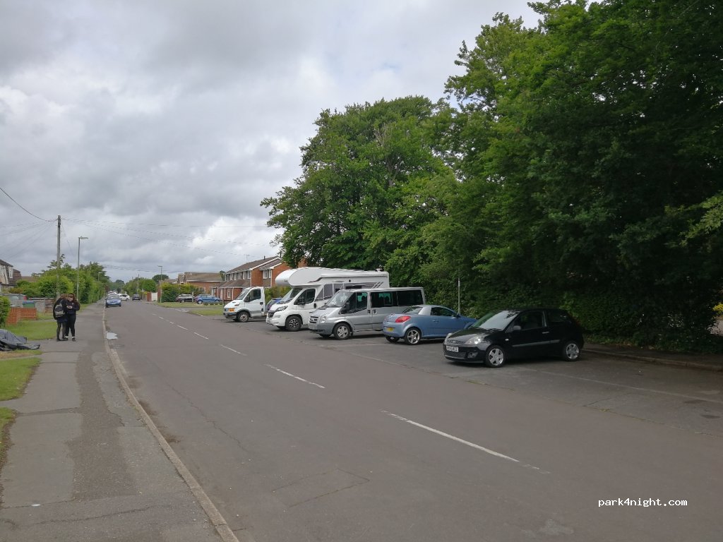 (SO31 9GF) Warsash - 113 Church Road — foto