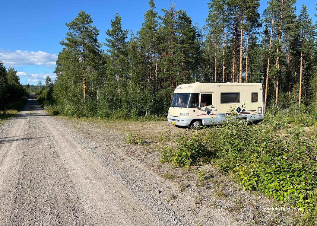 (942 95)  - Unnamed Road — foto 3