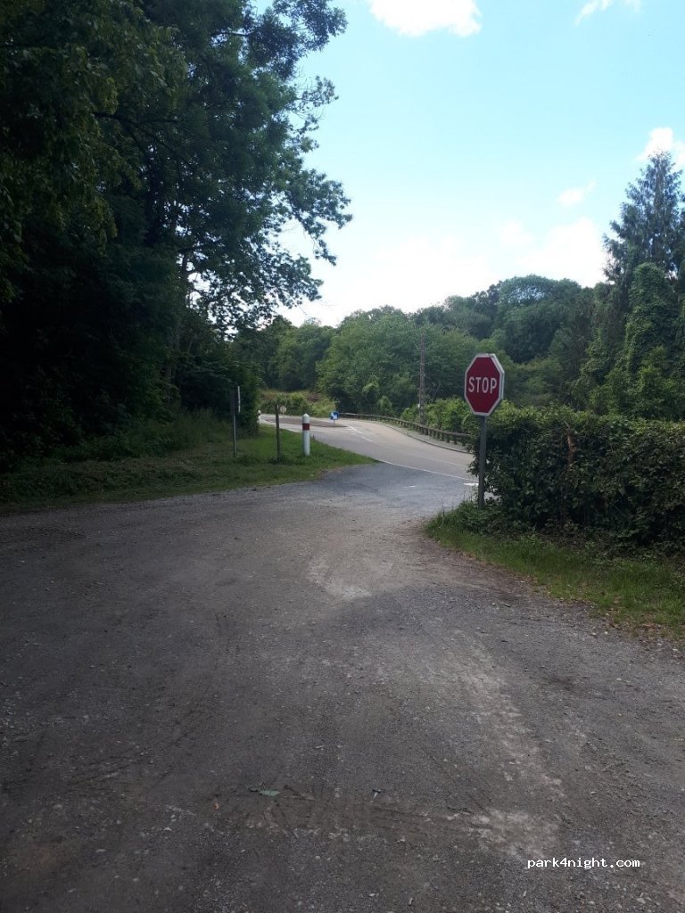 (53360) Villiers-Charlemagne - D4 / Chemin de Halage — foto 2