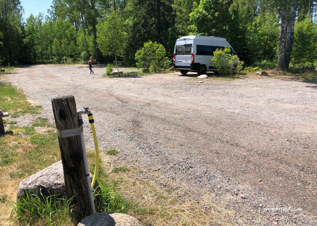 (598 96) Vimmerby - 1 Stationsgränd — foto 3