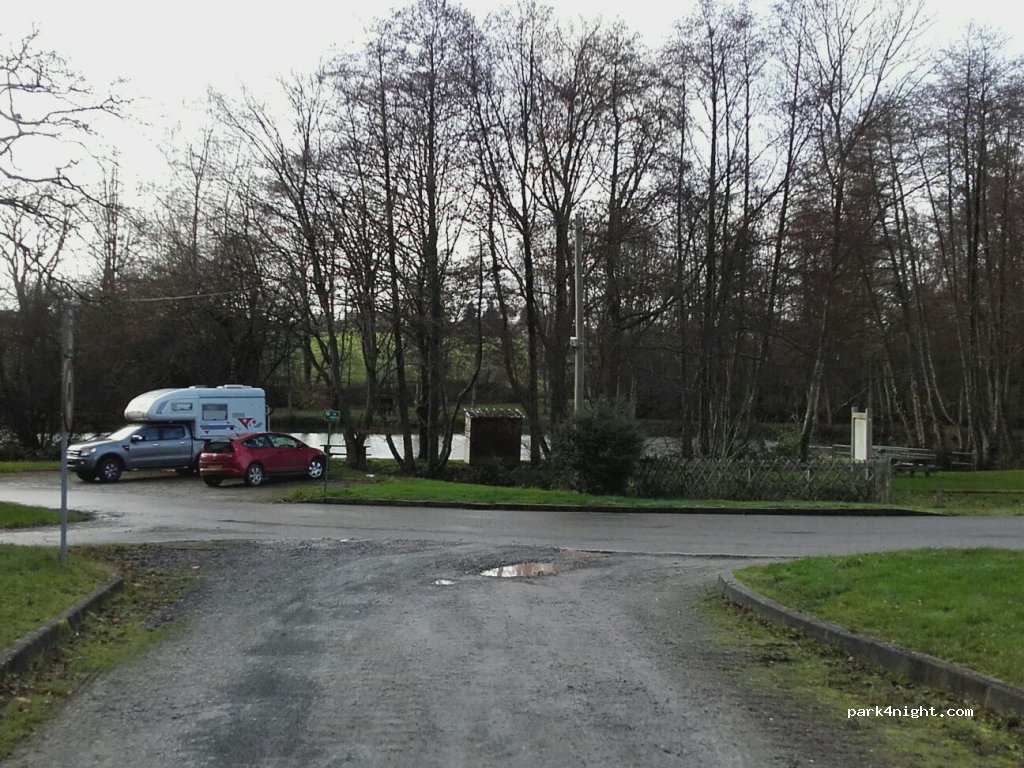 (53370) Saint-Pierre-des-Nids - Route de l'Étang du Tour — foto