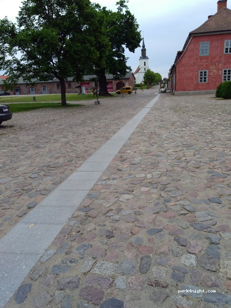 (17321) Rothenklempenow - 6 Schlossstraße — foto 2