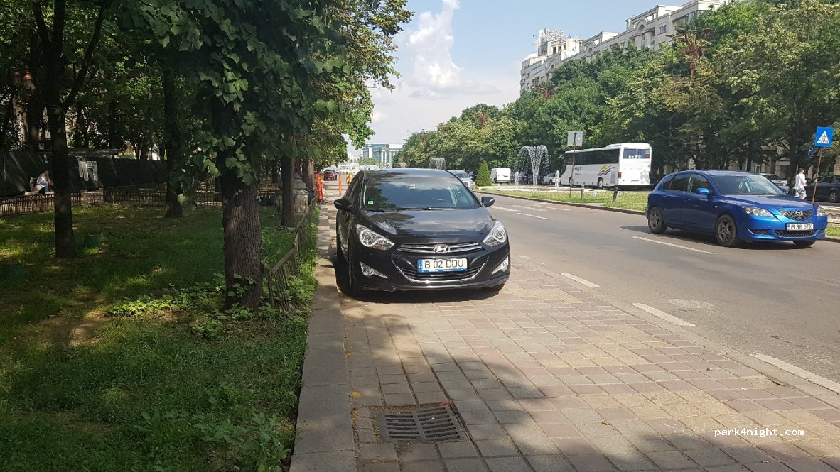 (040102) București - 15 Bulevardul Unirii — foto