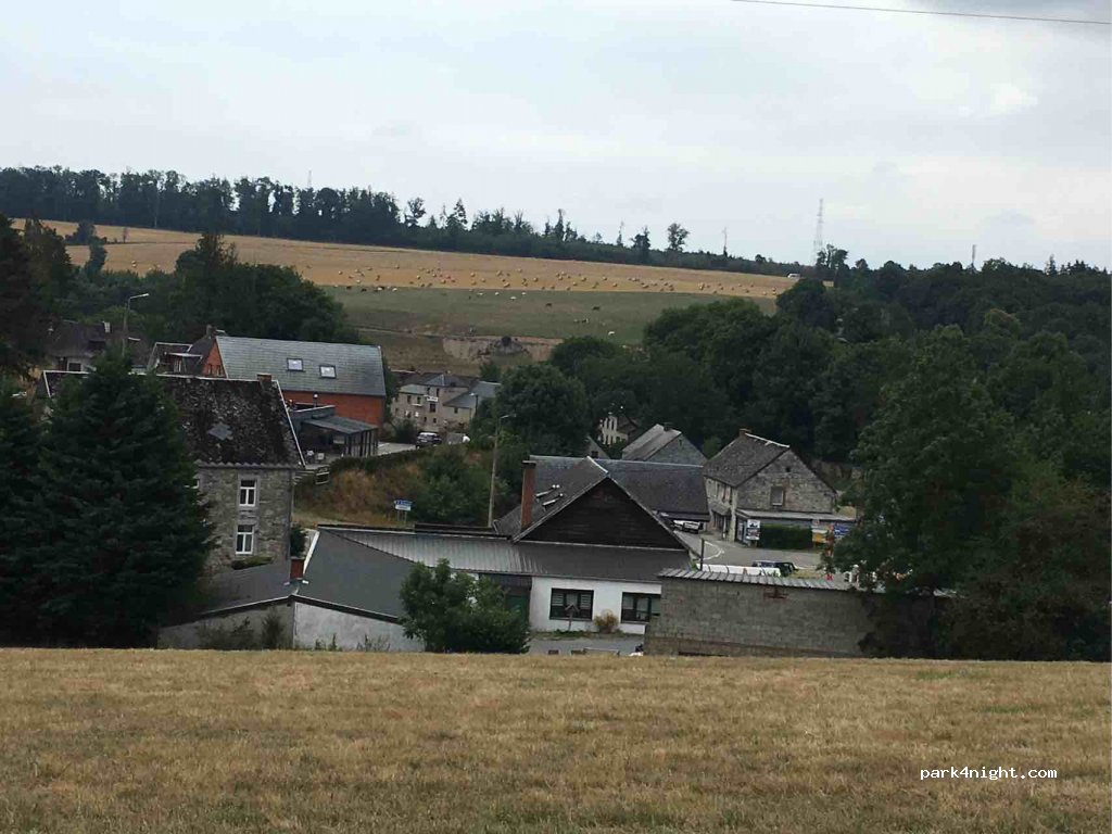 (5561) Houyet - Chaussée Romaine — foto 2
