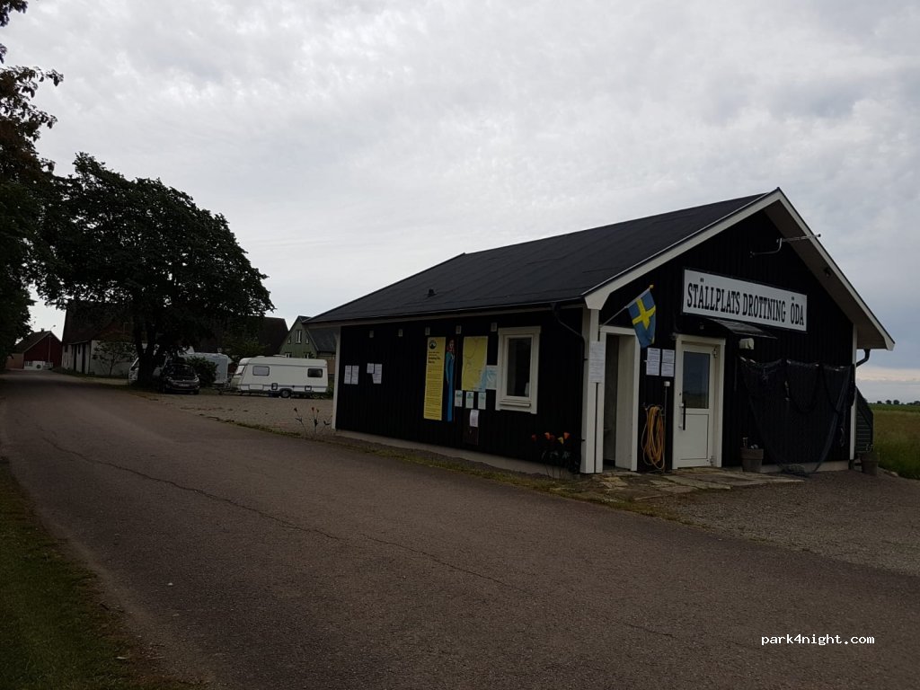 (380 65) Össby - — foto