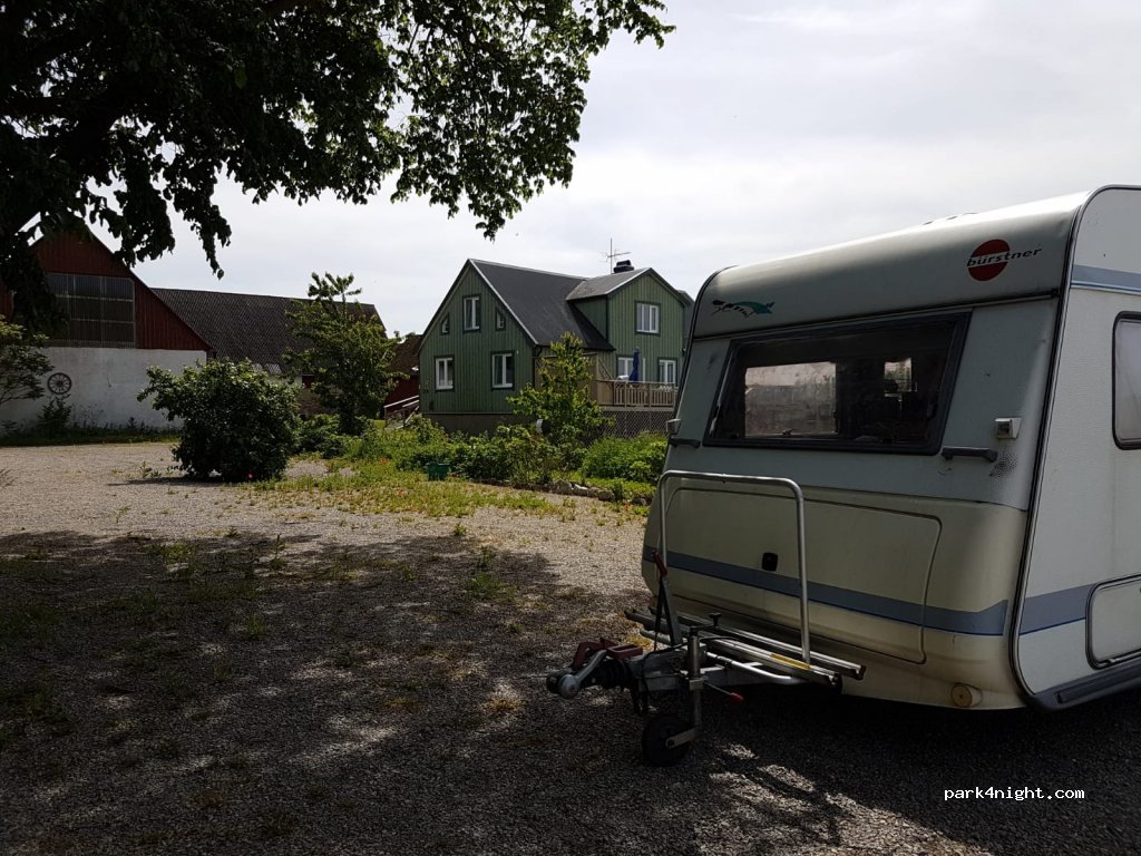 (380 65) Össby - — foto 2