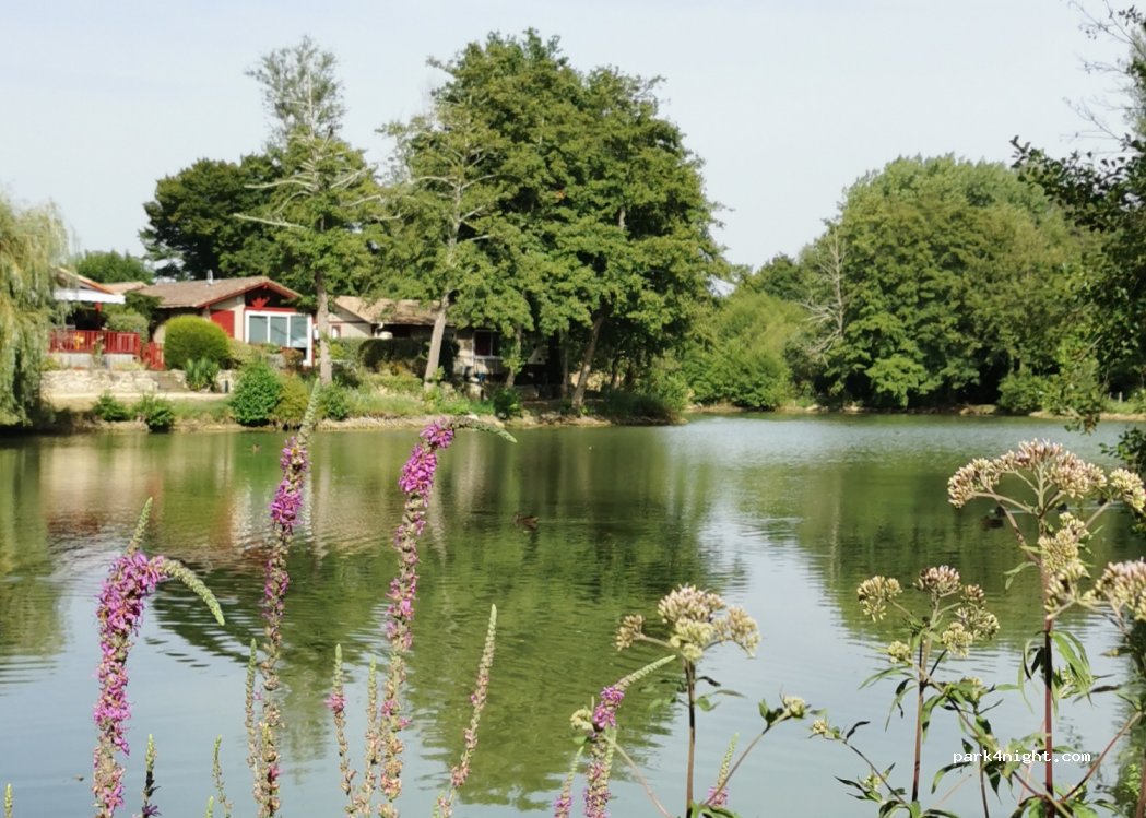 Camping des lacs de Courtes — foto 3