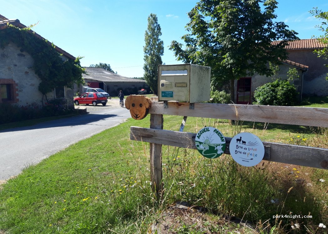 Ferme Brin de Laine Brin de Paille — foto 2